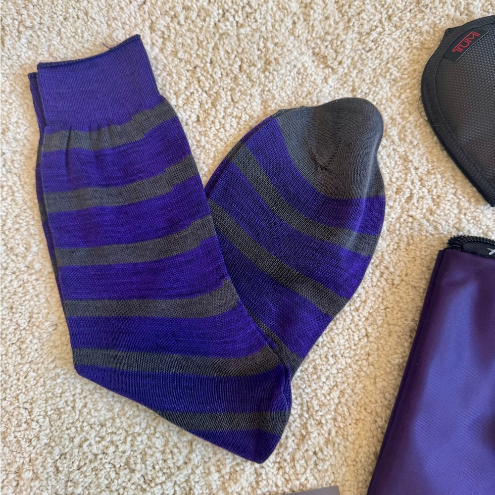 TUMI Delta Travel Pouch ~ Purple - Picture 11 of 12